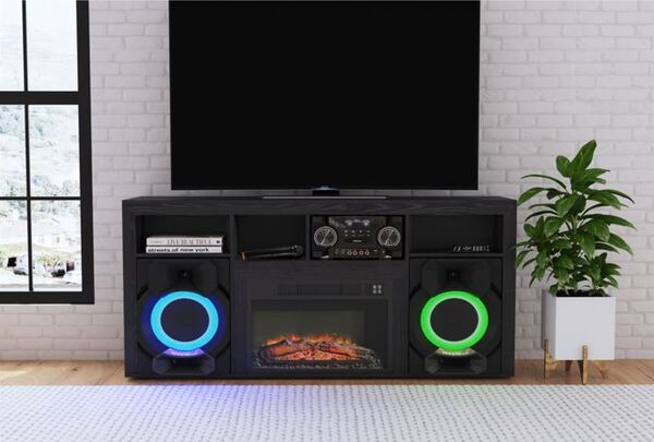 Boombox w. Fireplace