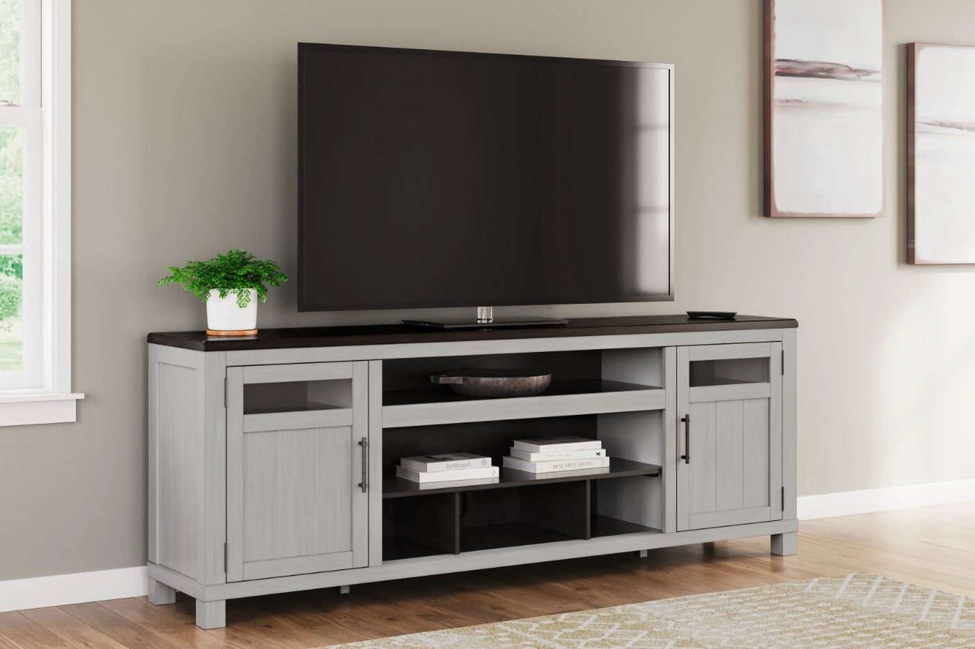 Darborn XL Tv Stand