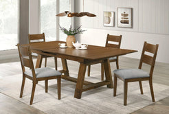 Everly Table w / 4 Chairs