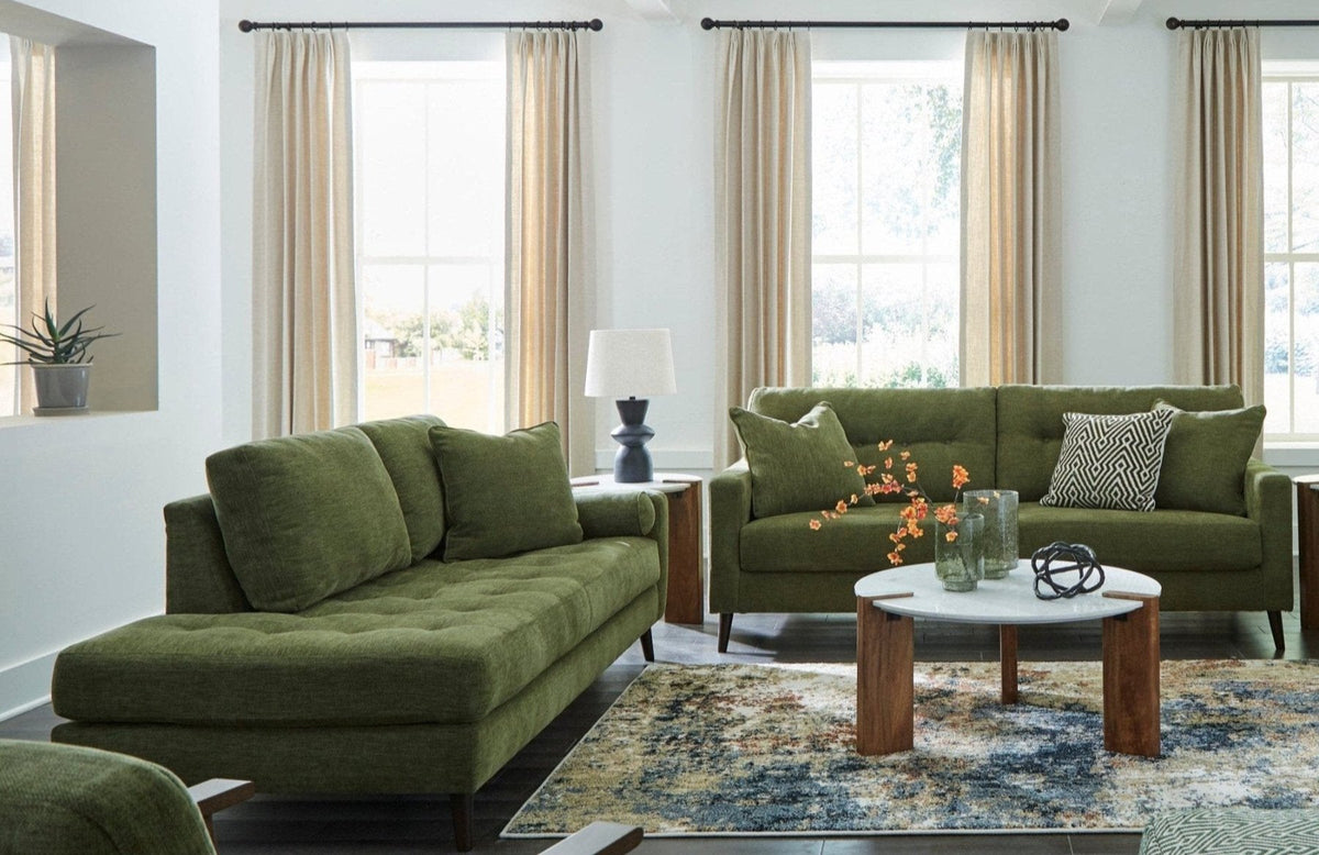 Blixer Sofa & Chaise