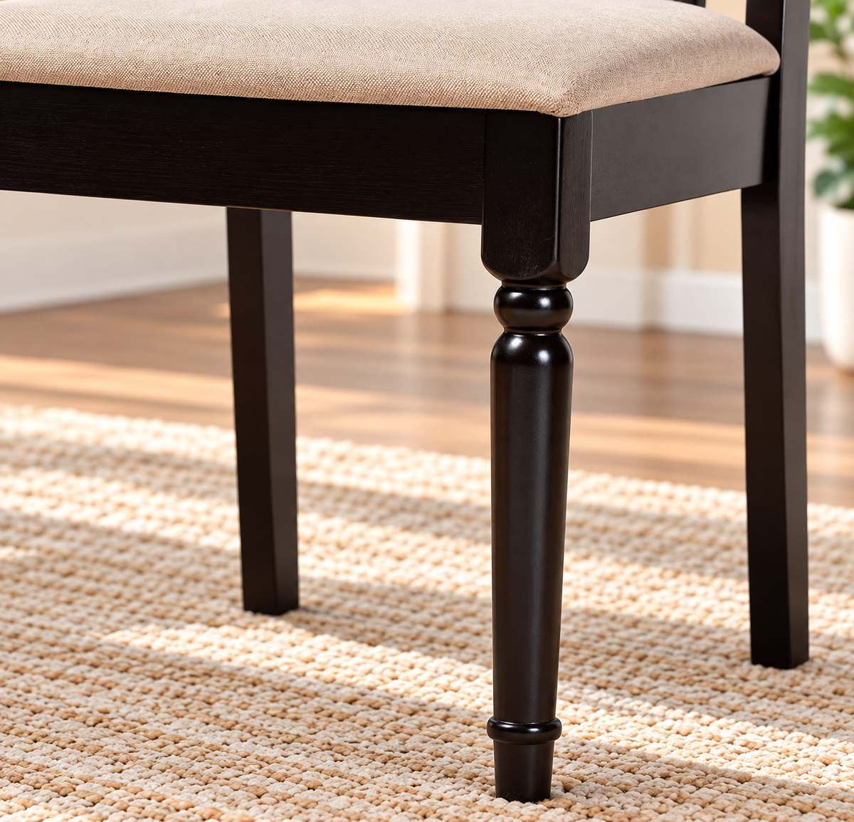 Heidi Table W/4 Chairs