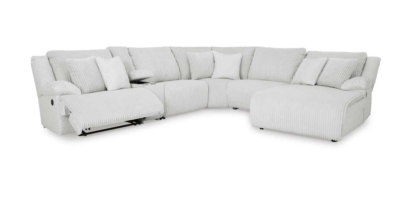 Nuvia Sectional