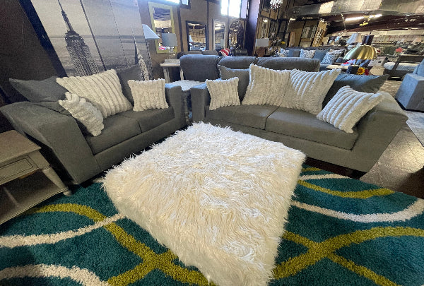 Ryder Sofa & Loveseat