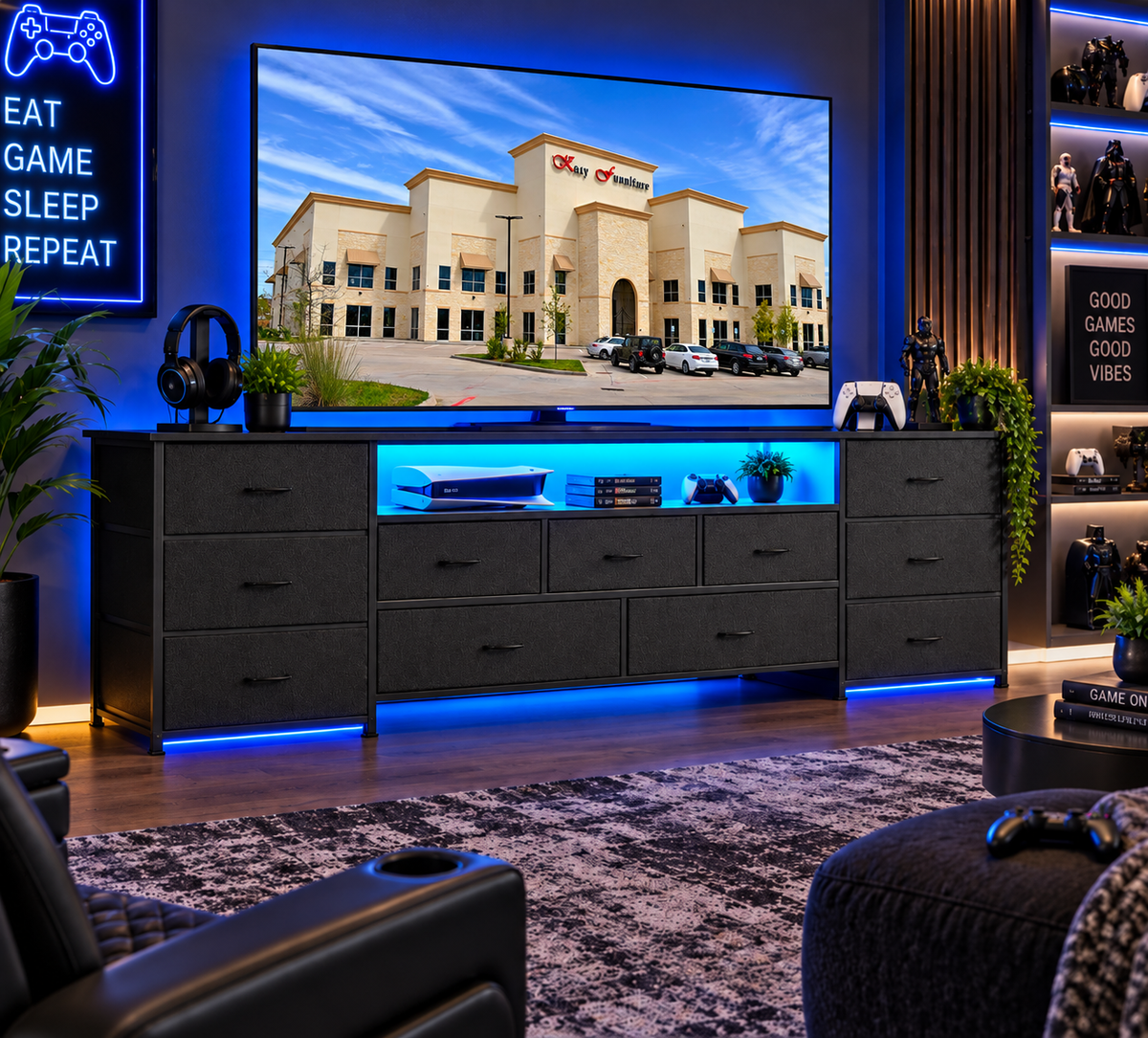 Hunt 70" TV Stand