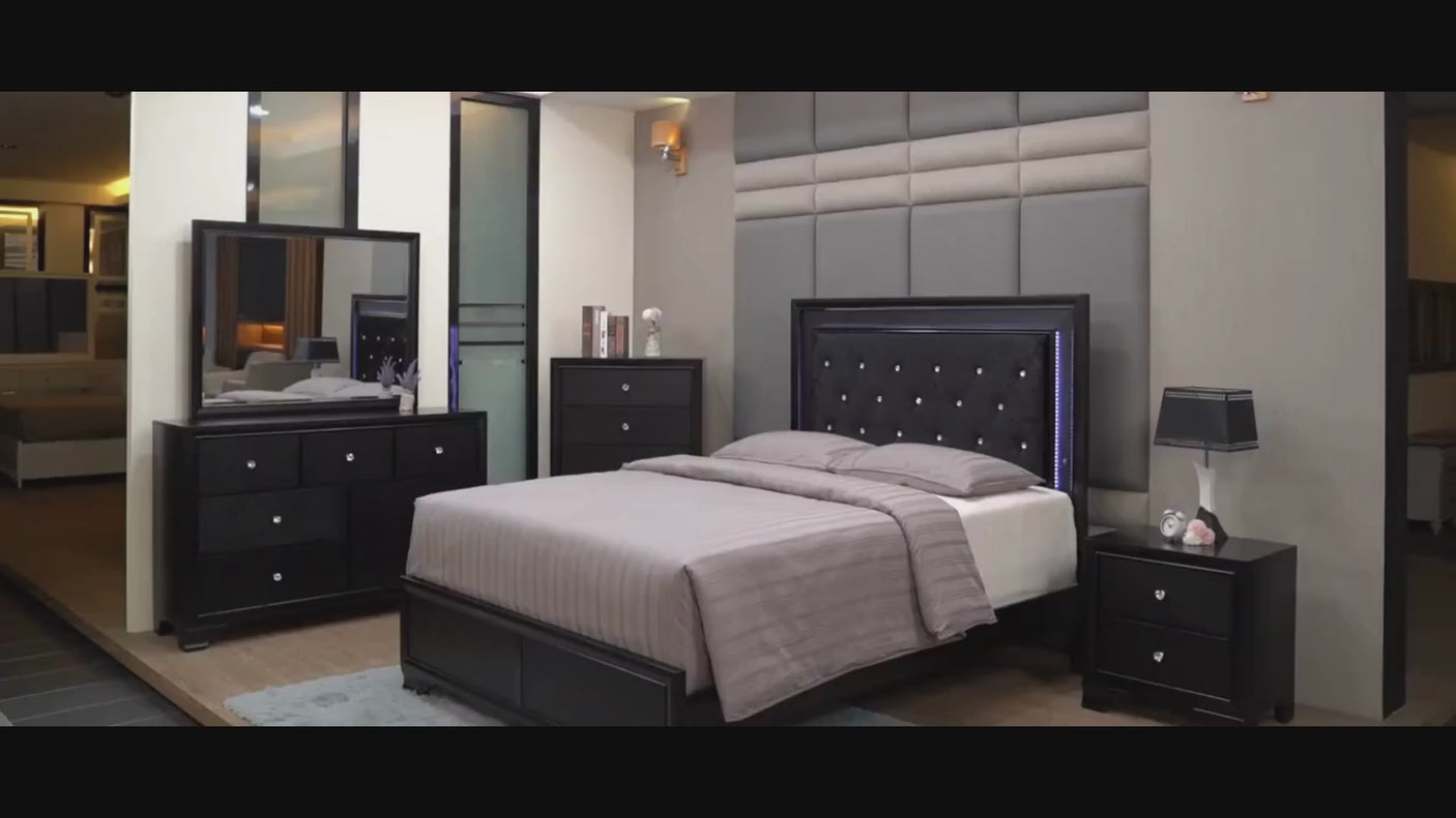Micah King Bedroom Set