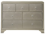 Coralyssa Upholstered Queen Bedroom set