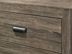 James Queen Bedroom Set