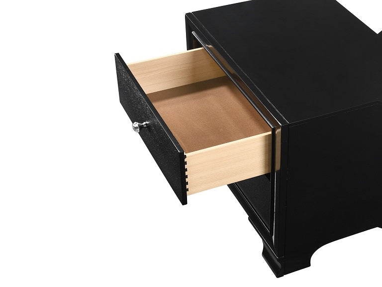 Micah Queen Bedroom Set