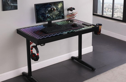 Avoca Gaming Desk