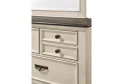 Sawyer Dresser